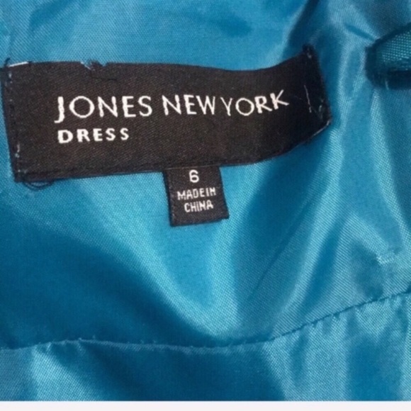 🌺JONES NEW YORK🌺SILK FLORAL HALTER DRESS🌺 - Picture 8 of 8